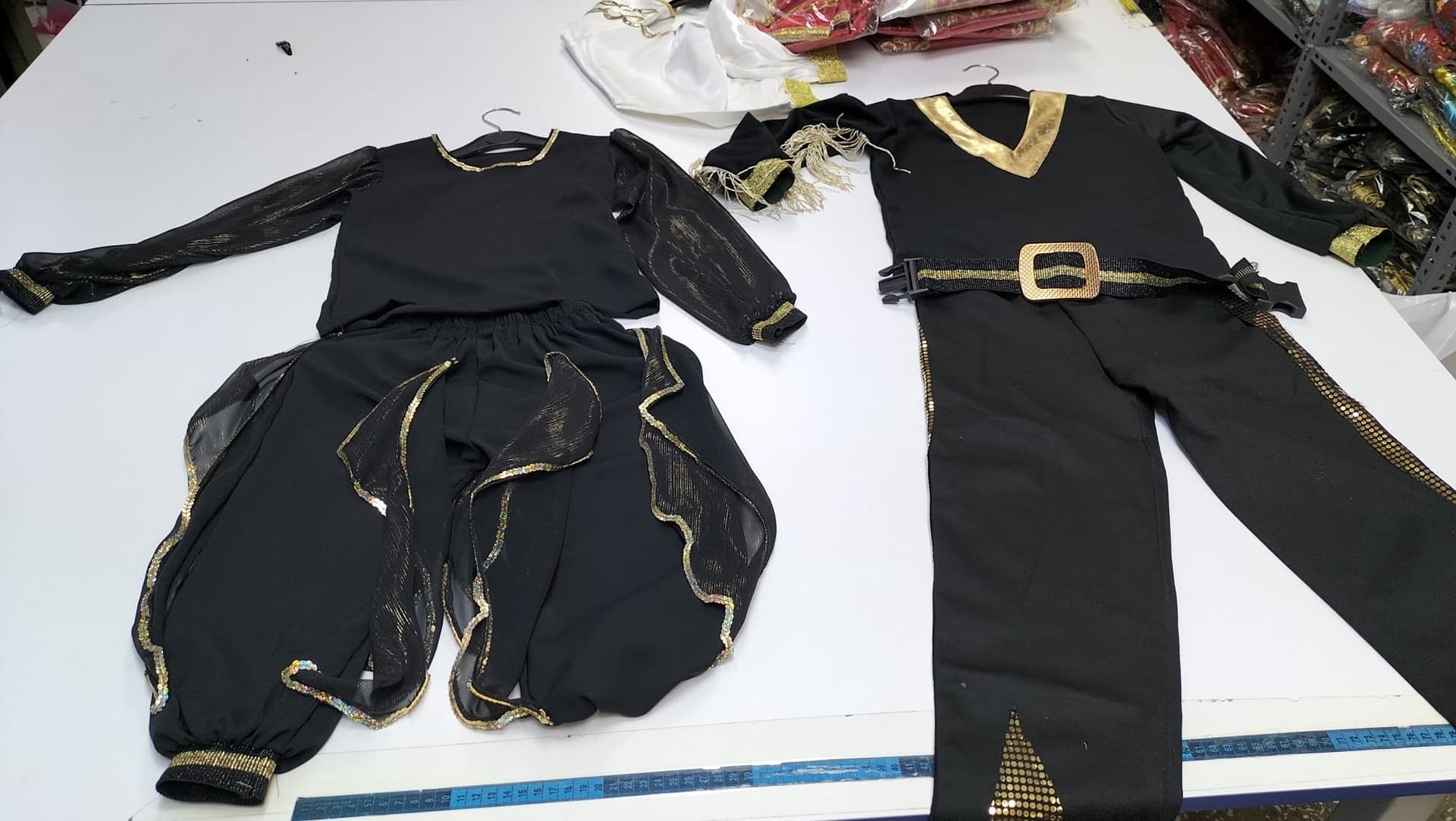 Kafkas Erkek Kostümü (Siyah-Altın)